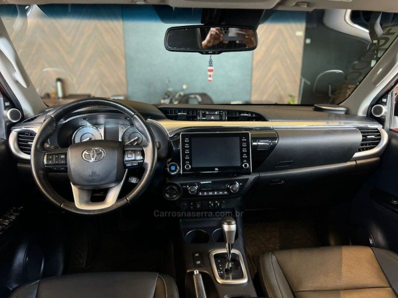 TOYOTA HILUX 2.8 SRX 4X4 CD 16V 2021/2021 AUTOGRIF MOTORS CAMPO BOM / Carros no Vale