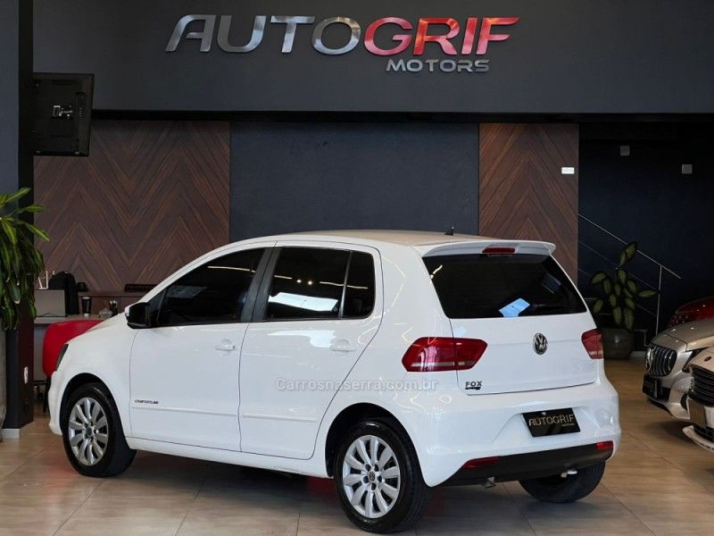 VOLKSWAGEN FOX 1.0 MI COMFORTLINE 8V 2015/2015 AUTOGRIF MOTORS CAMPO BOM / Carros no Vale