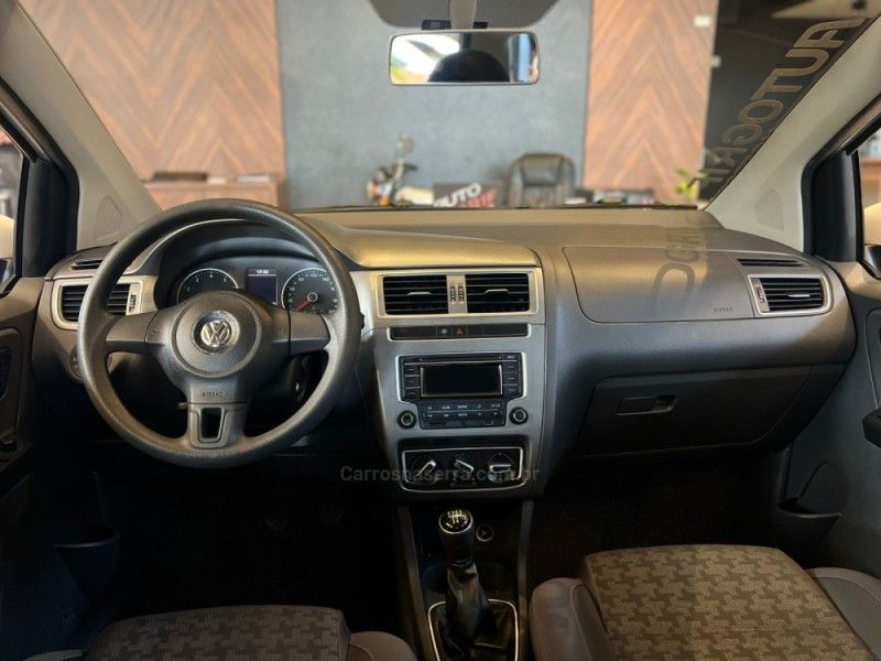 VOLKSWAGEN FOX 1.0 MI COMFORTLINE 8V 2015/2015 AUTOGRIF MOTORS CAMPO BOM / Carros no Vale