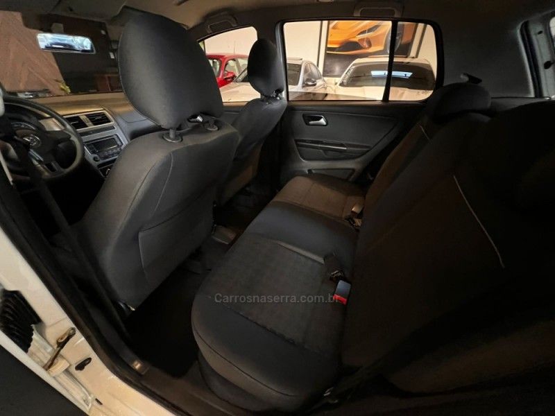 VOLKSWAGEN FOX 1.0 MI COMFORTLINE 8V 2015/2015 AUTOGRIF MOTORS CAMPO BOM / Carros no Vale