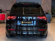 VOLKSWAGEN TIGUAN 2.0 ALLSPACE R-LINE 350 TSI 4X4 2018/2018 AUTOGRIF MOTORS CAMPO BOM / Carros no Vale