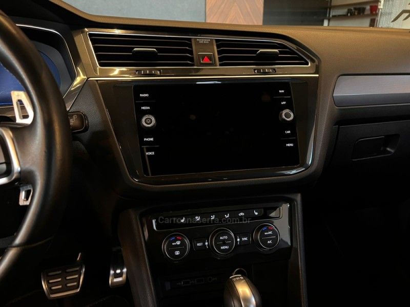 VOLKSWAGEN TIGUAN 2.0 ALLSPACE R-LINE 350 TSI 4X4 2018/2018 AUTOGRIF MOTORS CAMPO BOM / Carros no Vale