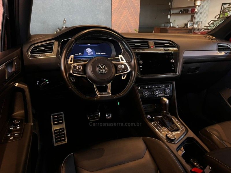 VOLKSWAGEN TIGUAN 2.0 ALLSPACE R-LINE 350 TSI 4X4 2018/2018 AUTOGRIF MOTORS CAMPO BOM / Carros no Vale