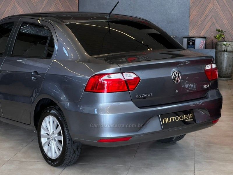 VOLKSWAGEN VOYAGE 1.6 MSI TOTALFLEX 8V 2018/2019 AUTOGRIF MOTORS CAMPO BOM / Carros no Vale
