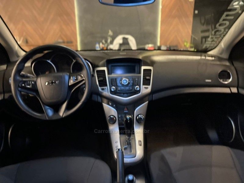 CHEVROLET CRUZE 1.8 LT 16V 2012/2012 AUTOGRIF MOTORS CAMPO BOM / Carros no Vale
