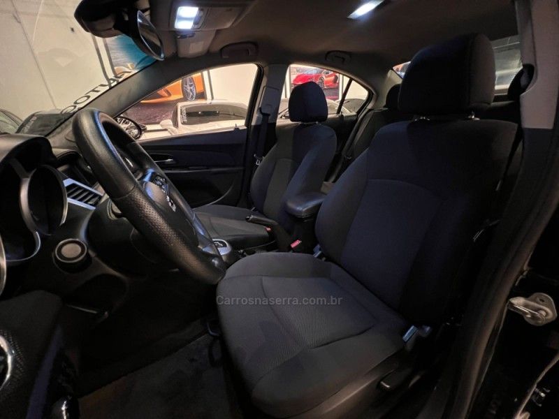 CHEVROLET CRUZE 1.8 LT 16V 2012/2012 AUTOGRIF MOTORS CAMPO BOM / Carros no Vale