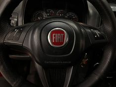 FIAT PALIO 1.8 MPI ADVENTURE LOCKER WEEKEND 8V 2015/2015 AUTOGRIF MOTORS CAMPO BOM / Carros no Vale