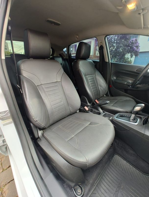 Ford Fiesta TIT./TIT.Plus 1.6 16V 2016/2016 RENNER AUTOMÓVEIS LAJEADO / Carros no Vale