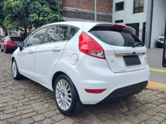Ford Fiesta TIT./TIT.Plus 1.6 16V 2016/2016 RENNER AUTOMÓVEIS LAJEADO / Carros no Vale