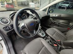 Ford Fiesta TIT./TIT.Plus 1.6 16V 2016/2016 RENNER AUTOMÓVEIS LAJEADO / Carros no Vale