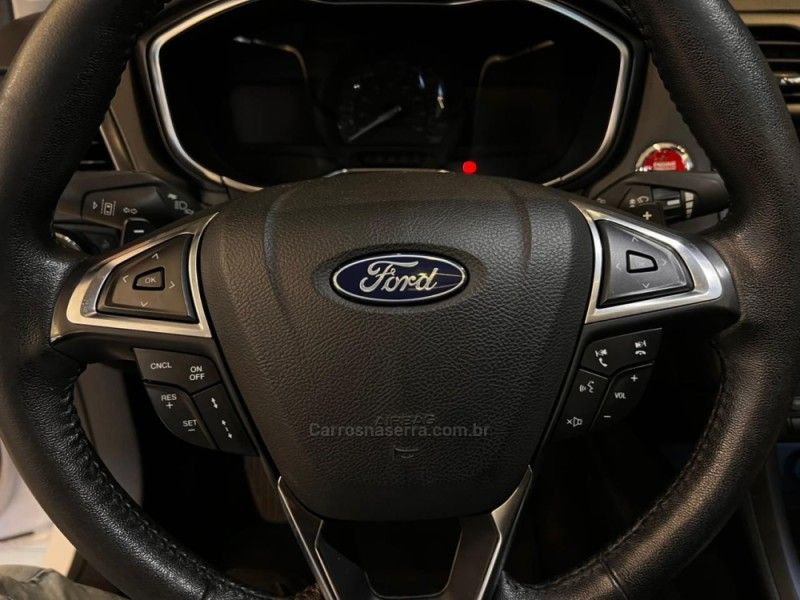 FORD FUSION 2.0 TITANIUM GTDI ECOBOOST AWD 2018/2018 AUTOGRIF MOTORS CAMPO BOM / Carros no Vale