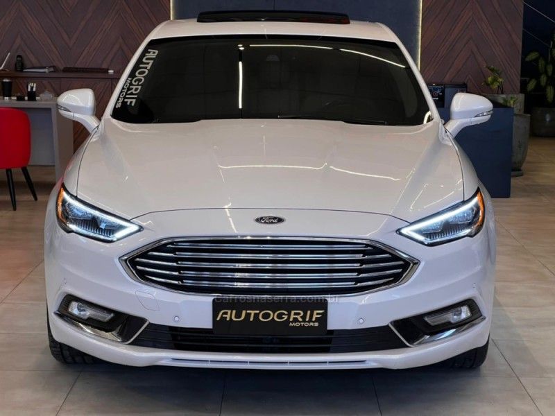 FORD FUSION 2.0 TITANIUM GTDI ECOBOOST AWD 2018/2018 AUTOGRIF MOTORS CAMPO BOM / Carros no Vale
