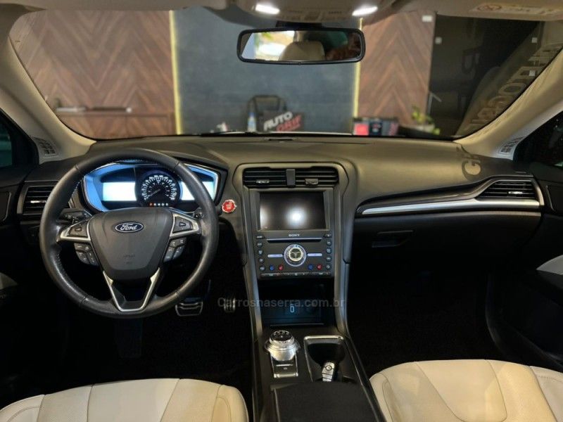 FORD FUSION 2.0 TITANIUM GTDI ECOBOOST AWD 2018/2018 AUTOGRIF MOTORS CAMPO BOM / Carros no Vale