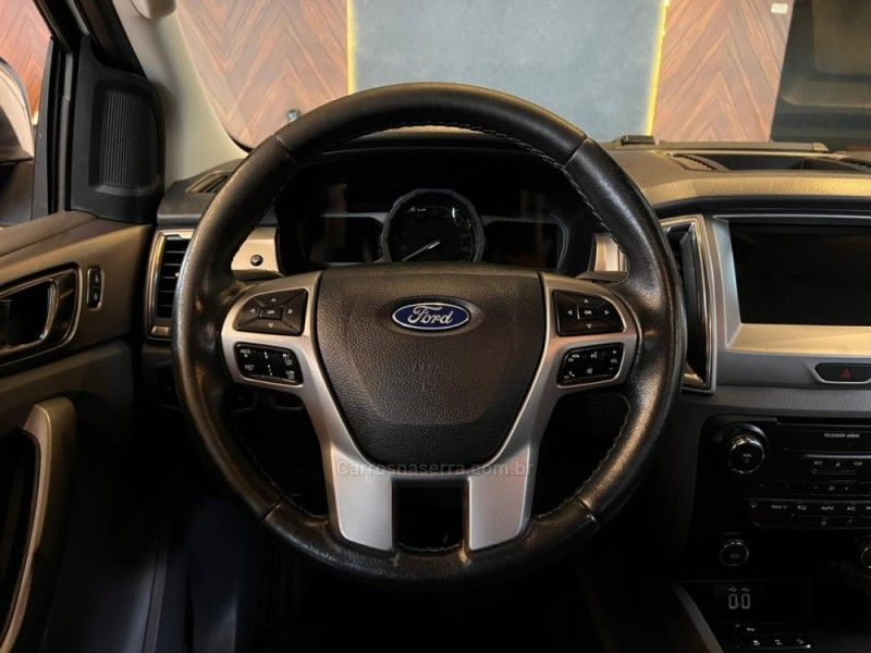 FORD RANGER 3.2 LIMITED 4X4 CD 20V 2019/2019 AUTOGRIF MOTORS CAMPO BOM / Carros no Vale