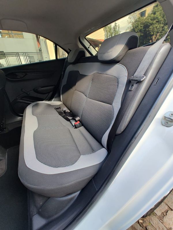 CHEVROLET ONIX HATCH LS 1.0 8V FlexPower Mec. 2016/2016 RENNER AUTOMÓVEIS LAJEADO / Carros no Vale