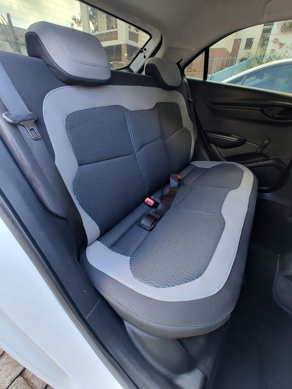 CHEVROLET ONIX HATCH LS 1.0 8V FlexPower Mec. 2016/2016 RENNER AUTOMÓVEIS LAJEADO / Carros no Vale