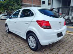 CHEVROLET ONIX HATCH LS 1.0 8V FlexPower Mec. 2016/2016 RENNER AUTOMÓVEIS LAJEADO / Carros no Vale