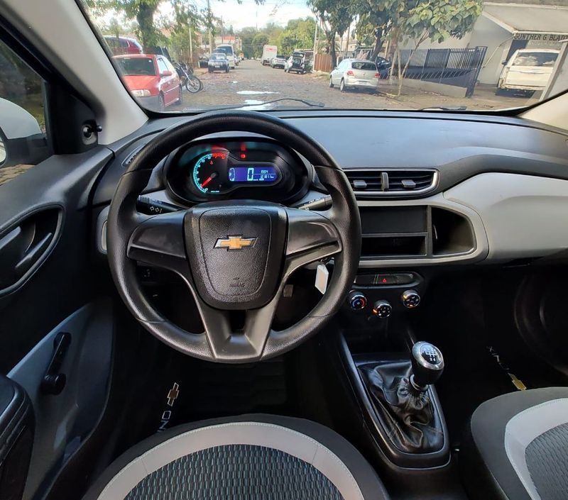 CHEVROLET ONIX HATCH LS 1.0 8V FlexPower Mec. 2016/2016 RENNER AUTOMÓVEIS LAJEADO / Carros no Vale