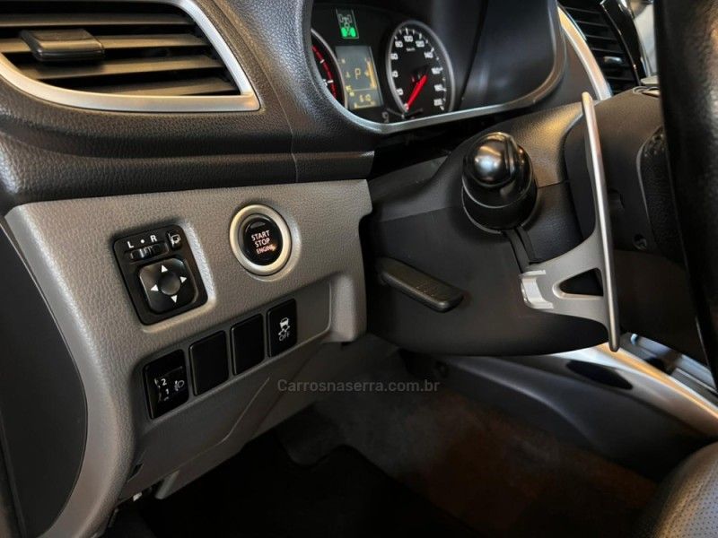 MITSUBISHI L200 TRITON 2.4 16V TURBO SPORT HPE CD 4X4 2017/2017 AUTOGRIF MOTORS CAMPO BOM / Carros no Vale