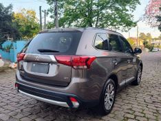 Mitsubishi OUTLANDER 3.0/ GT V6 2015/2016 RENNER AUTOMÓVEIS LAJEADO / Carros no Vale