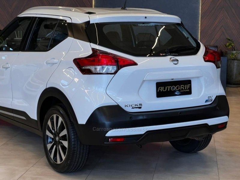 NISSAN KICKS 1.6 16V SV XTRONIC 2018/2018 AUTOGRIF MOTORS CAMPO BOM / Carros no Vale