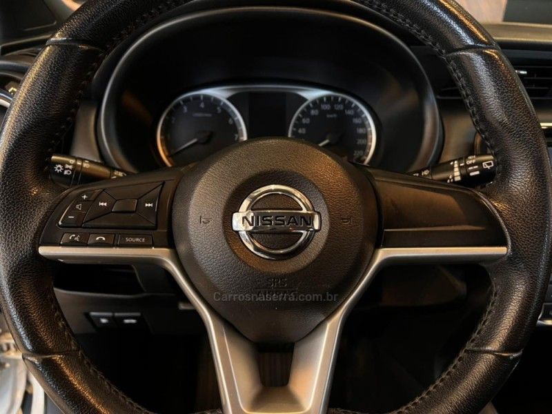 NISSAN KICKS 1.6 16V SV XTRONIC 2018/2018 AUTOGRIF MOTORS CAMPO BOM / Carros no Vale