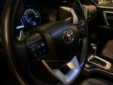 TOYOTA HILUX SW4 2.8 SRX 4X4 7 LUGARES 16V TURBO INTERCOOLER 2020/2020 AUTOGRIF MOTORS CAMPO BOM / Carros no Vale