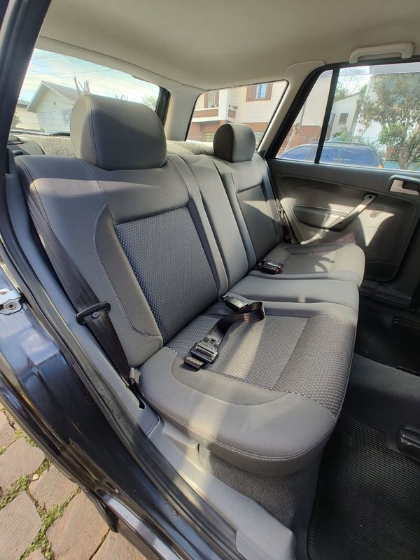 VOLKSWAGEN Parati SURF 1.6 Mi Total 2010/2011 RENNER AUTOMÓVEIS LAJEADO / Carros no Vale