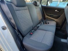 VOLKSWAGEN Fox 1.0 Mi Total 8V 2013/2014 RENNER AUTOMÓVEIS LAJEADO / Carros no Vale