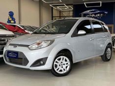 FORD FIESTA 1.0 ROCAM HATCH 8V 2013/2014 LEHMEN VEÍCULOS VENÂNCIO AIRES / Carros no Vale