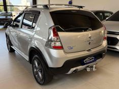 RENAULT SANDERO 1.6 STEPWAY 16V 2011/2012 LEHMEN VEÍCULOS VENÂNCIO AIRES / Carros no Vale