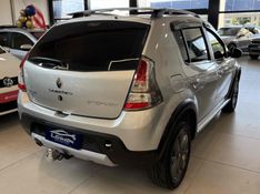 RENAULT SANDERO 1.6 STEPWAY 16V 2011/2012 LEHMEN VEÍCULOS VENÂNCIO AIRES / Carros no Vale