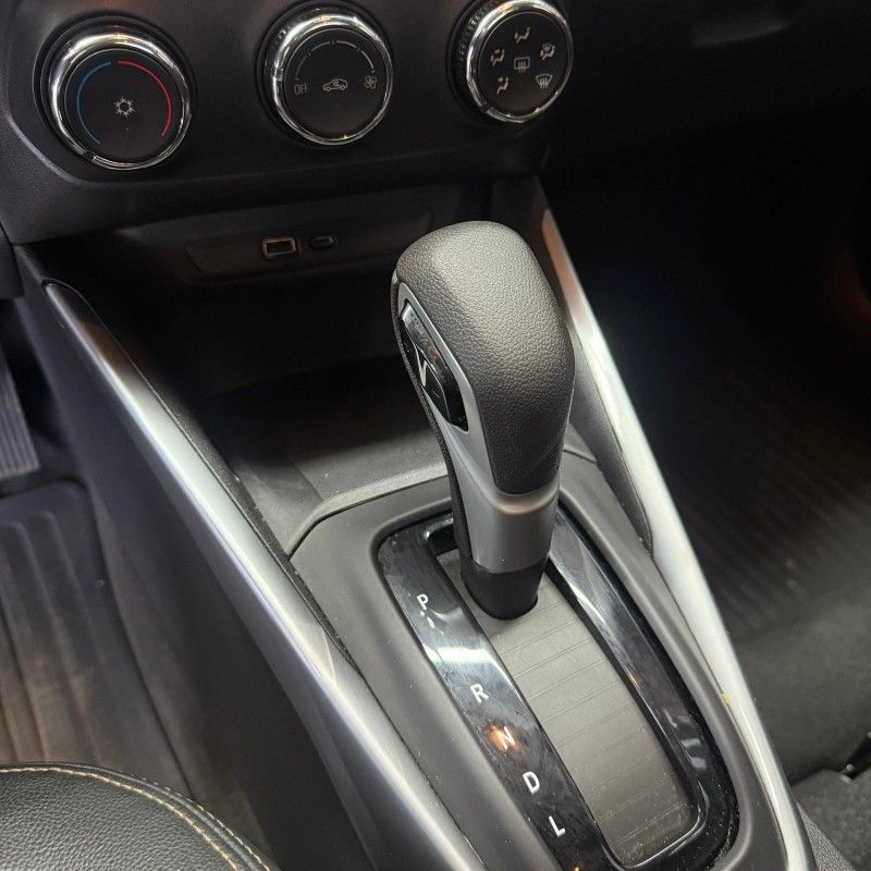 Chevrolet MONTANA PREMIER 1.2 TURBO 2023/2023 SÉRGIO VEÍCULOS TEUTÔNIA / Carros no Vale