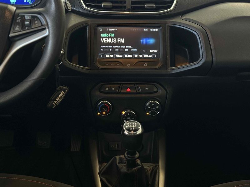 CHEVROLET ONIX 1.4 MPFI LTZ 8V 2016/2016 LEHMEN VEÍCULOS VENÂNCIO AIRES / Carros no Vale