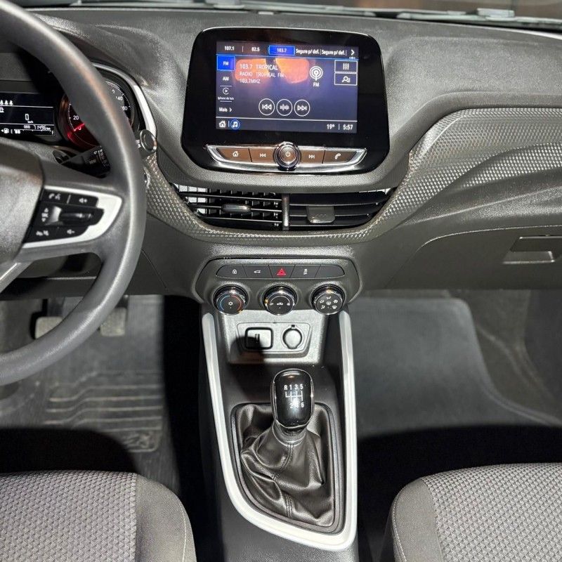Chevrolet ONIX SEDAN PLUS LT 1.0 2023/2023 SÉRGIO VEÍCULOS TEUTÔNIA / Carros no Vale