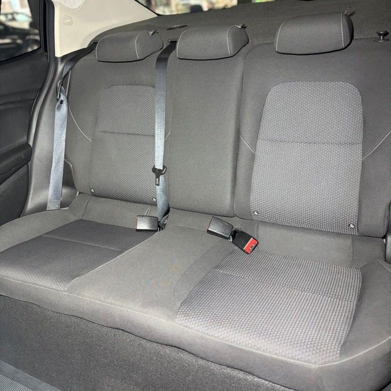 Chevrolet ONIX SEDAN PLUS LT 1.0 2023/2023 SÉRGIO VEÍCULOS TEUTÔNIA / Carros no Vale