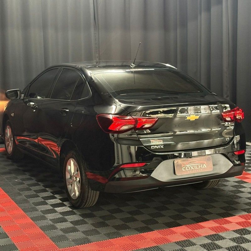 Chevrolet ONIX SEDAN PLUS LT 1.0 2023/2023 SÉRGIO VEÍCULOS TEUTÔNIA / Carros no Vale