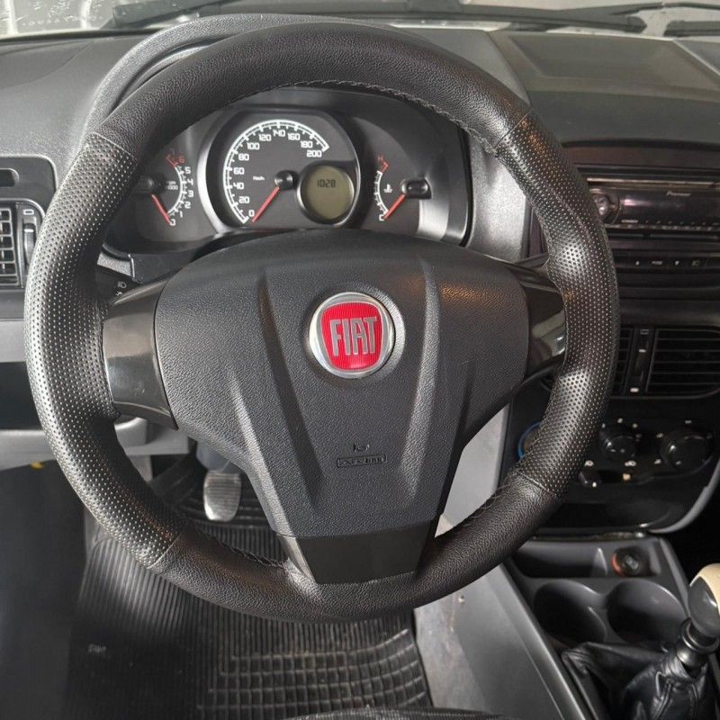 Fiat STRADA C.DUPLA WORKING 1.4 2013/2013 SÉRGIO VEÍCULOS TEUTÔNIA / Carros no Vale