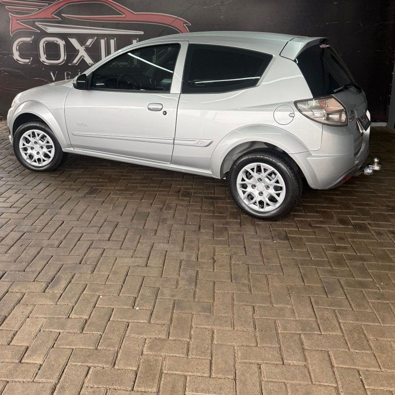 Ford KA 1.0 2013/2013 SÉRGIO VEÍCULOS TEUTÔNIA / Carros no Vale Ford KA 1.0 2013/2013 SÉRGIO VEÍCULOS TEUTÔNIA / Carros no Vale