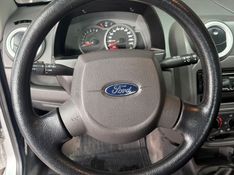 Ford KA 1.0 2013/2013 SÉRGIO VEÍCULOS TEUTÔNIA / Carros no Vale