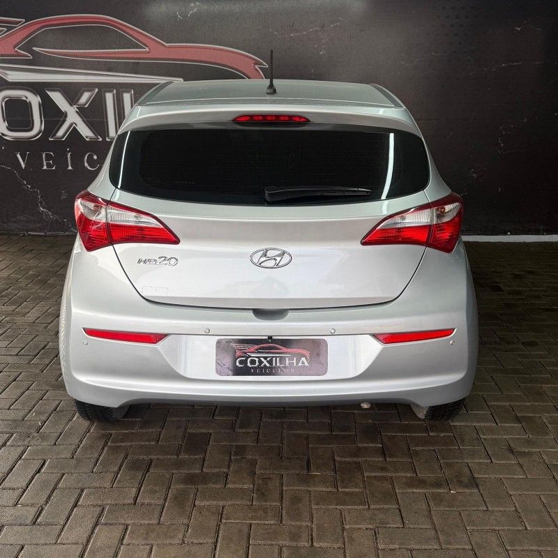 Hyundai HB20 COMFORT 1.0 2017/2017 SÉRGIO VEÍCULOS TEUTÔNIA / Carros no Vale