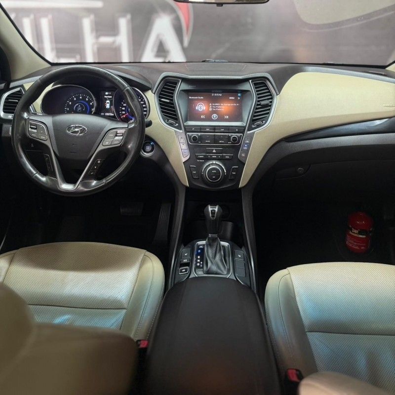 Hyundai SANTA FE 3.3 V6 2015/2015 SÉRGIO VEÍCULOS TEUTÔNIA / Carros no Vale