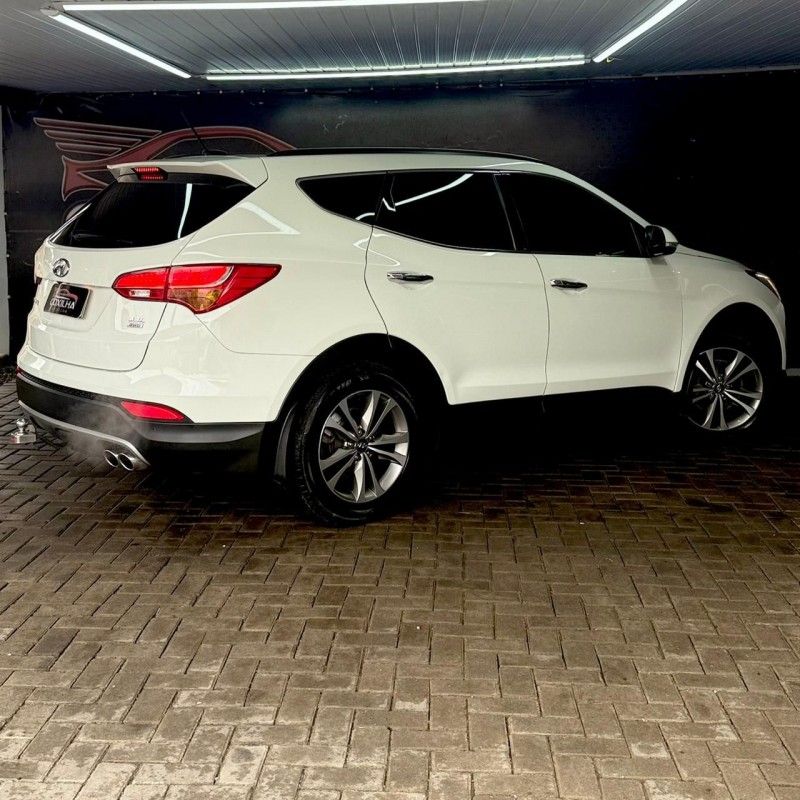Hyundai SANTA FE 3.3 V6 2015/2015 SÉRGIO VEÍCULOS TEUTÔNIA / Carros no Vale