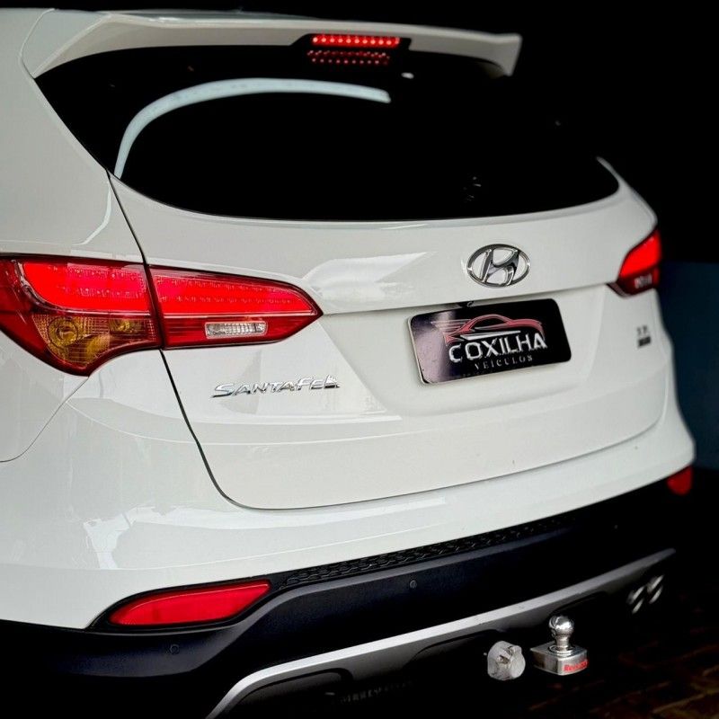 Hyundai SANTA FE 3.3 V6 2015/2015 SÉRGIO VEÍCULOS TEUTÔNIA / Carros no Vale