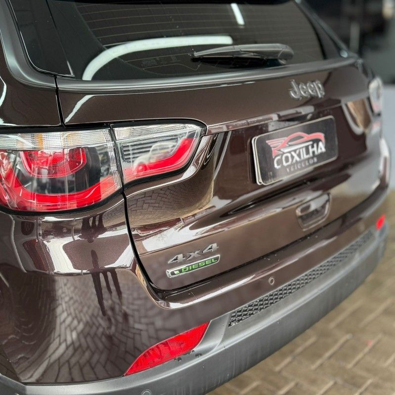 Jeep COMPASS LIMITED 2.0 2019/2019 SÉRGIO VEÍCULOS TEUTÔNIA / Carros no Vale