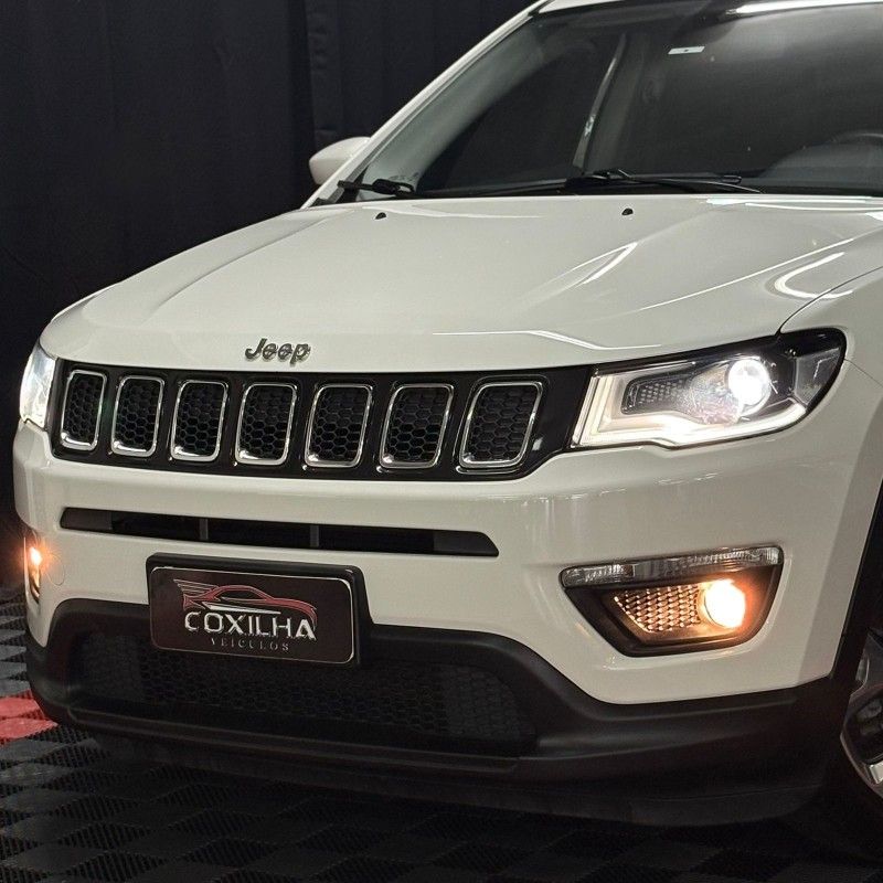 Jeep COMPASS LONGITUDE 2.0 2019/2019 SÉRGIO VEÍCULOS TEUTÔNIA / Carros no Vale