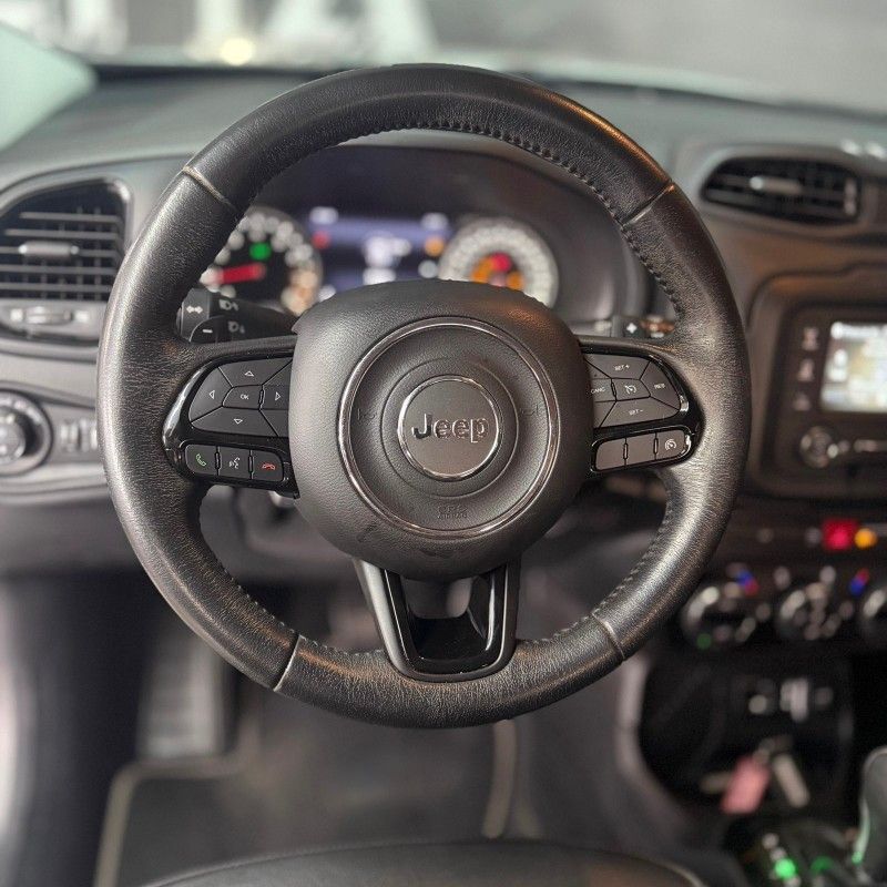 Jeep RENEGADE LIMITED 1.8 2018/2018 SÉRGIO VEÍCULOS TEUTÔNIA / Carros no Vale