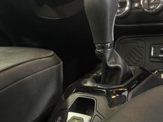 Jeep RENEGADE LIMITED 1.8 2018/2018 SÉRGIO VEÍCULOS TEUTÔNIA / Carros no Vale