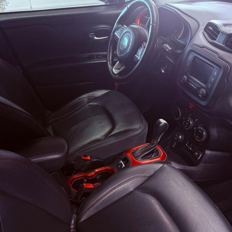 Jeep RENEGADE TRAILHAWK 2.0 2016/2016 SÉRGIO VEÍCULOS TEUTÔNIA / Carros no Vale