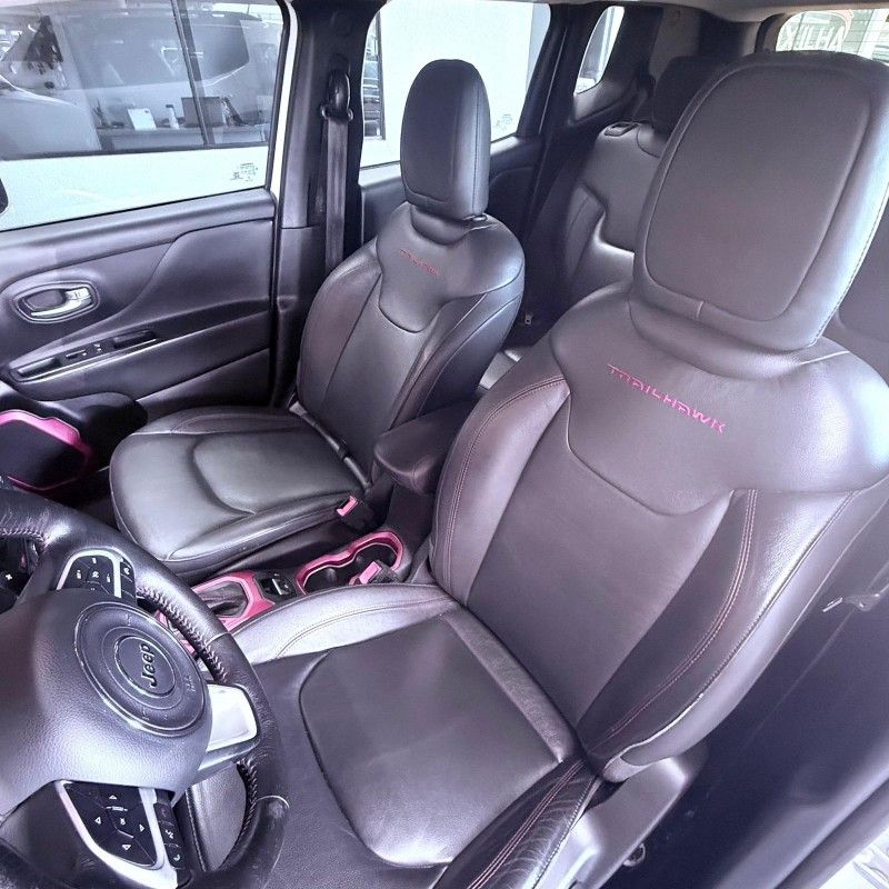 Jeep RENEGADE TRAILHAWK 2.0 2016/2016 SÉRGIO VEÍCULOS TEUTÔNIA / Carros no Vale